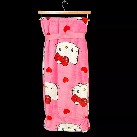 Hello Kitty Hearts And Kittys Throw Pink Multi 60X70in Throw Soft and Plush - Picture 3 of 7
